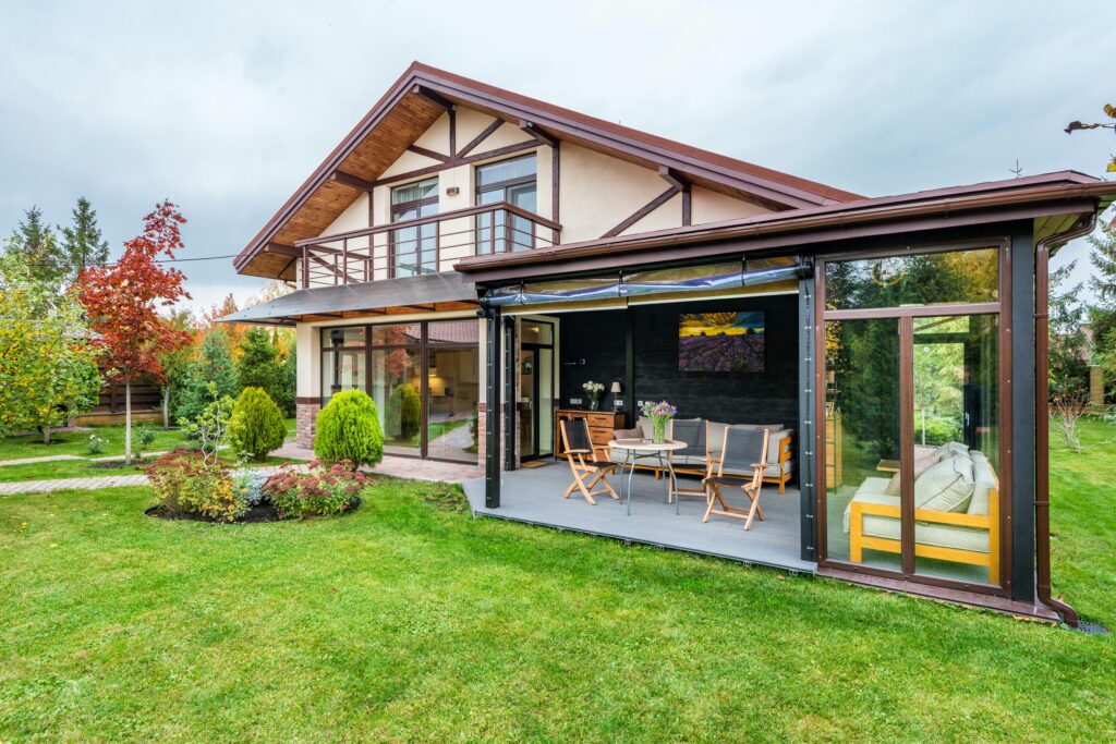 Home & Garden